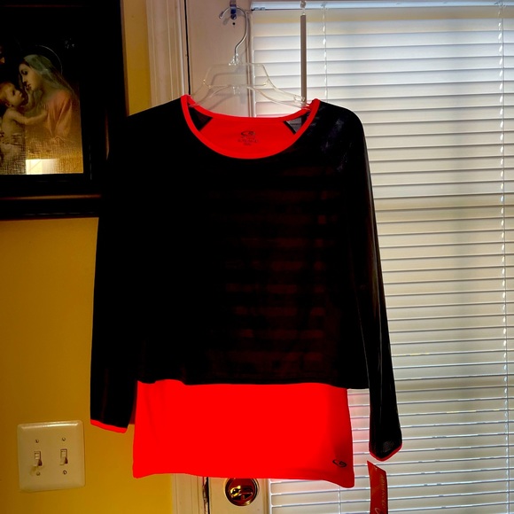 NWT Champion Magenta and Gray Multi-Layered Athletic Top - Picture 5 of 7